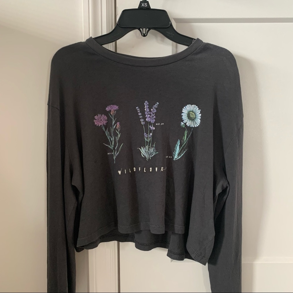 Urban Outfitters cropped printed/embroidered tee